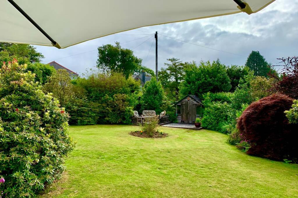 Hectors House comfortable 4 bed house in mature gardens Yelverton Buitenkant foto