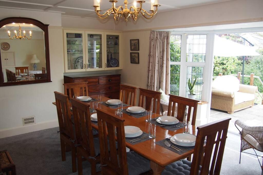 Hectors House comfortable 4 bed house in mature gardens Yelverton Buitenkant foto